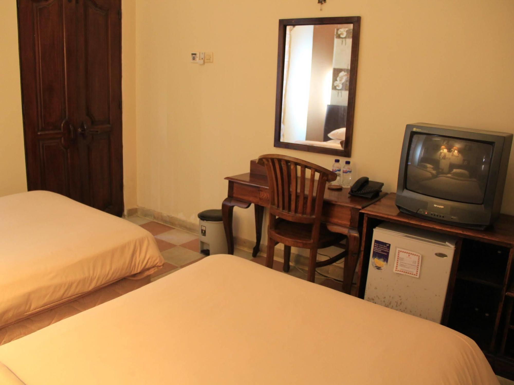 Nathan Hotel كوتا المظهر الخارجي الصورة
