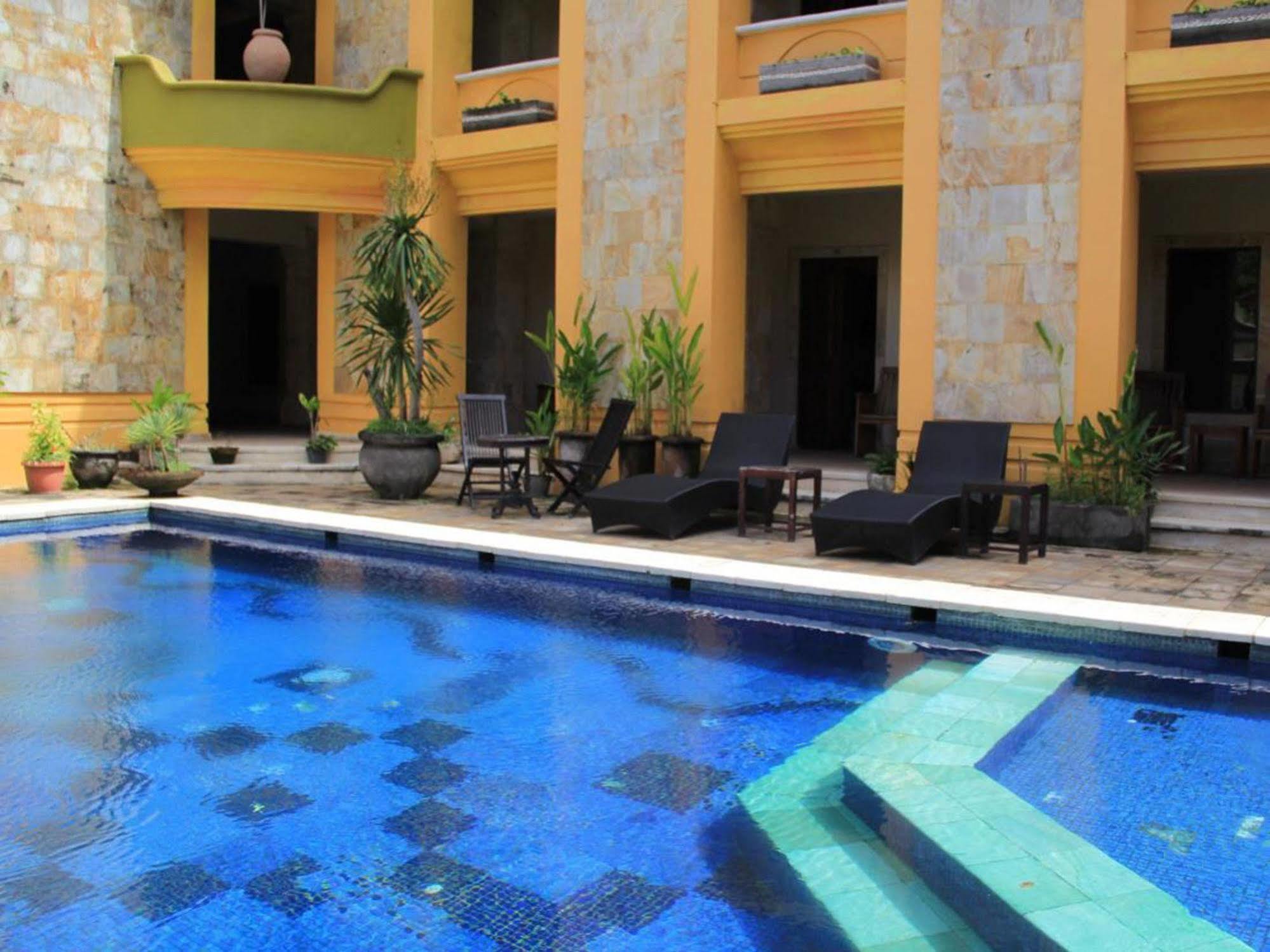 Nathan Hotel كوتا المظهر الخارجي الصورة