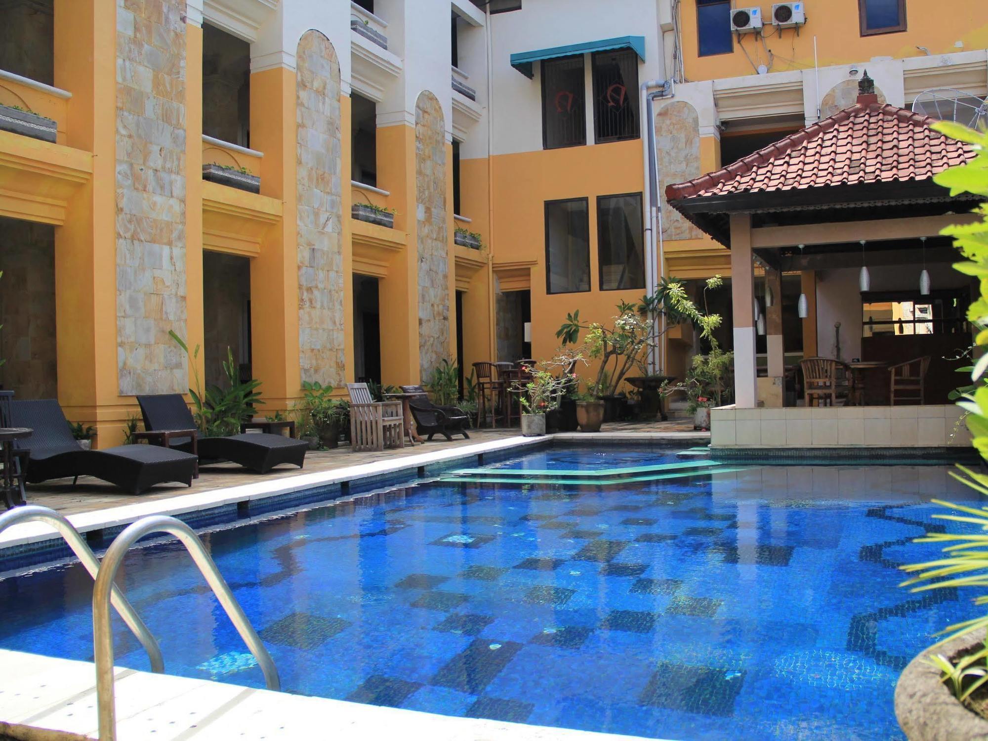 Nathan Hotel كوتا المظهر الخارجي الصورة