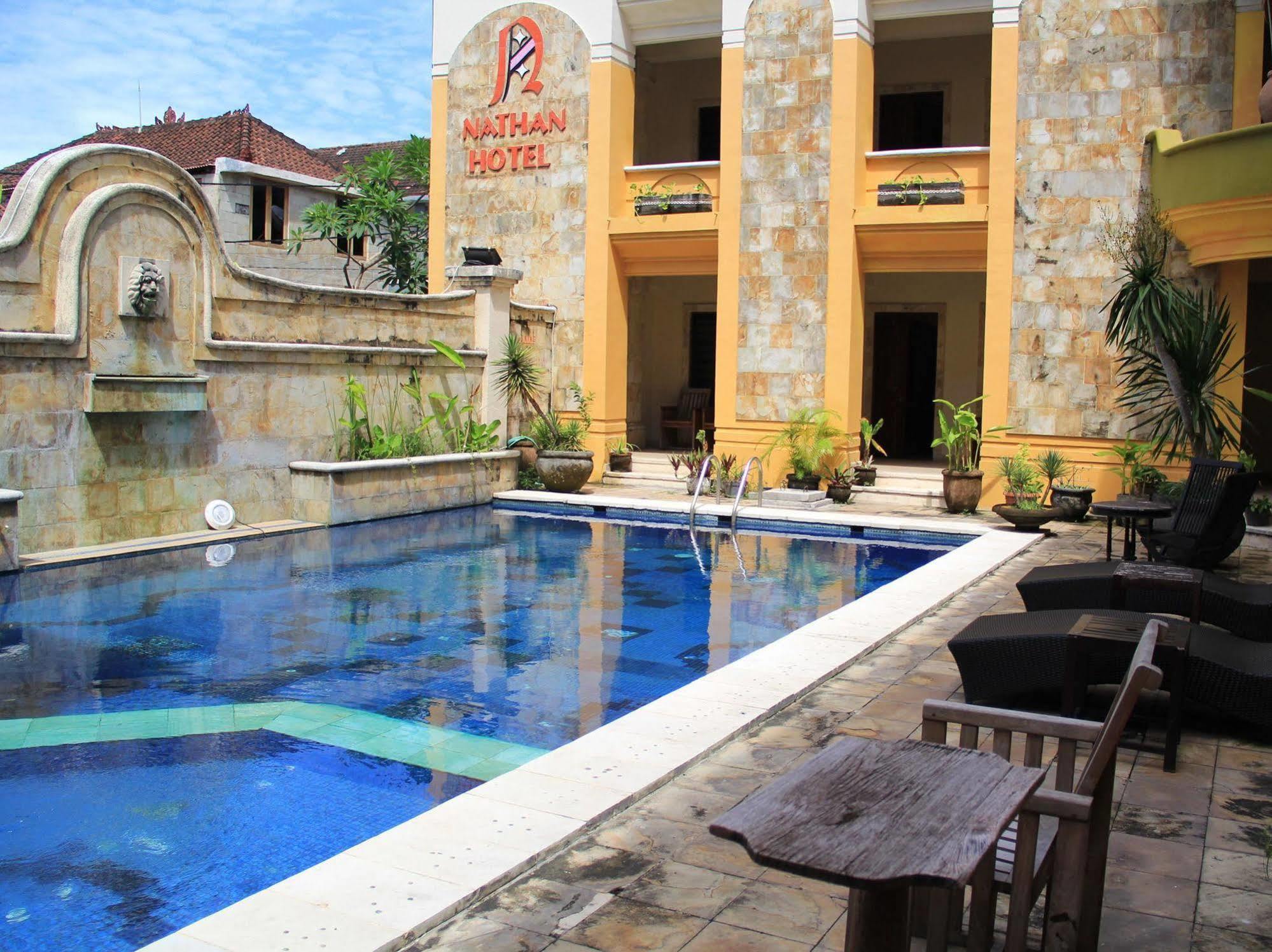 Nathan Hotel كوتا المظهر الخارجي الصورة