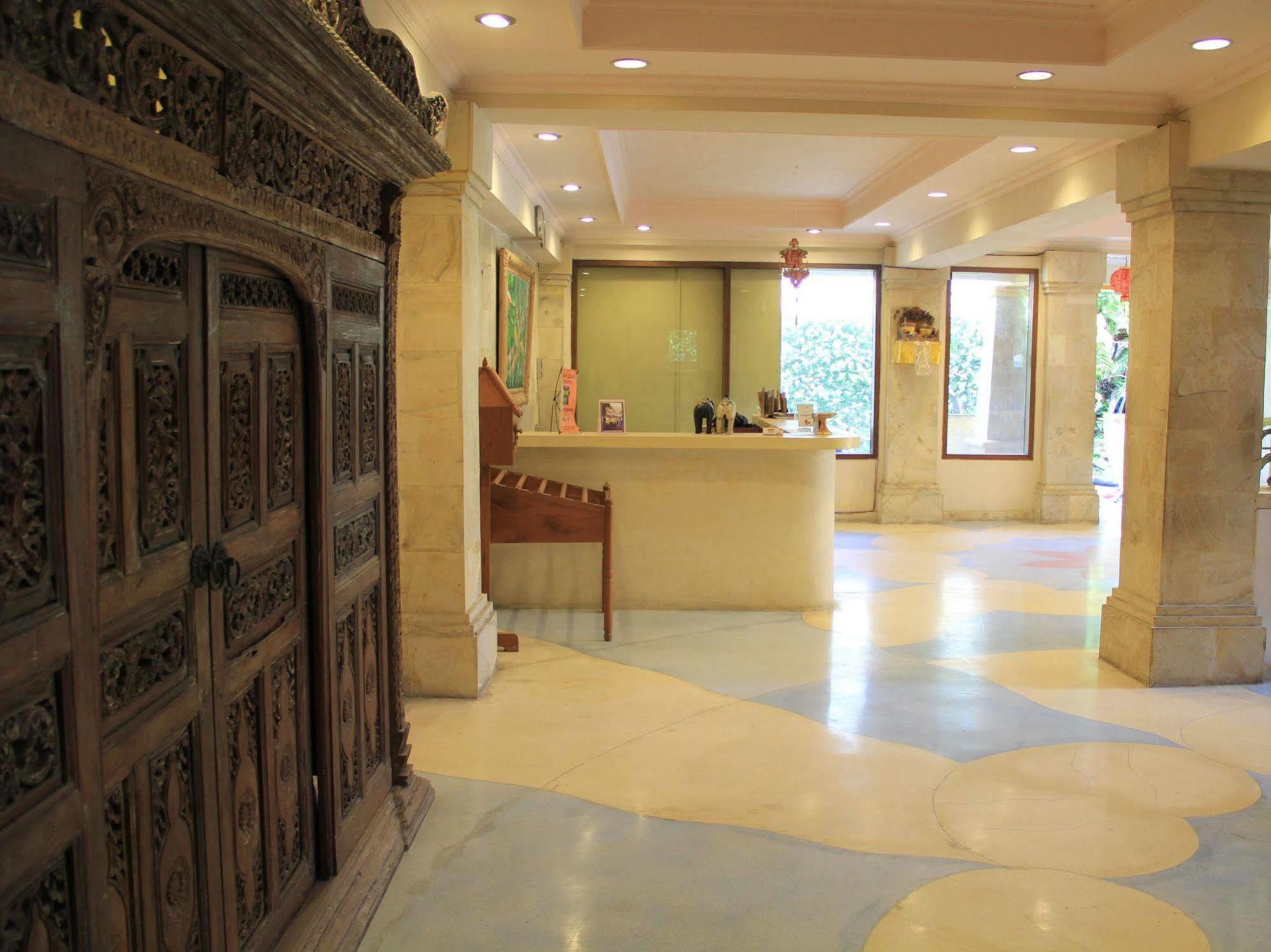Nathan Hotel كوتا المظهر الخارجي الصورة